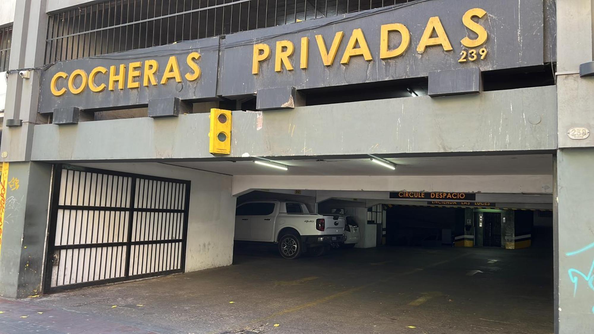 Apartamento Tu Casa En Espana Y Peatonal - Cochera Privada Incluida - Microcentro *